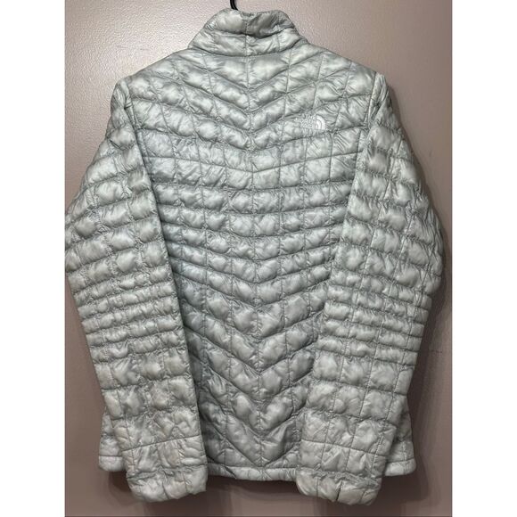The North Face® ThermoBall™ Trekker Insulated Packable Puffer Jacket Women's M - Picture 12 of 12